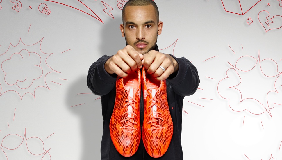 Một cầu thủ khác yêu thích Adizero F50 chính là Theo Walcott. Vừa rồi anh đã kí hợp đồng dài hạn với adidas để quảng bá hình ảnh cho mẫu giày này.