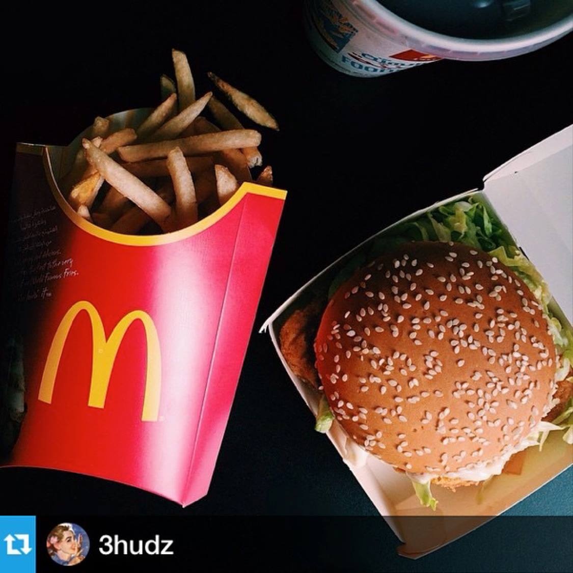 Bạn sẽ được miễn phí một phần ăn khi di chuyển qua cung đường Drive-thru.