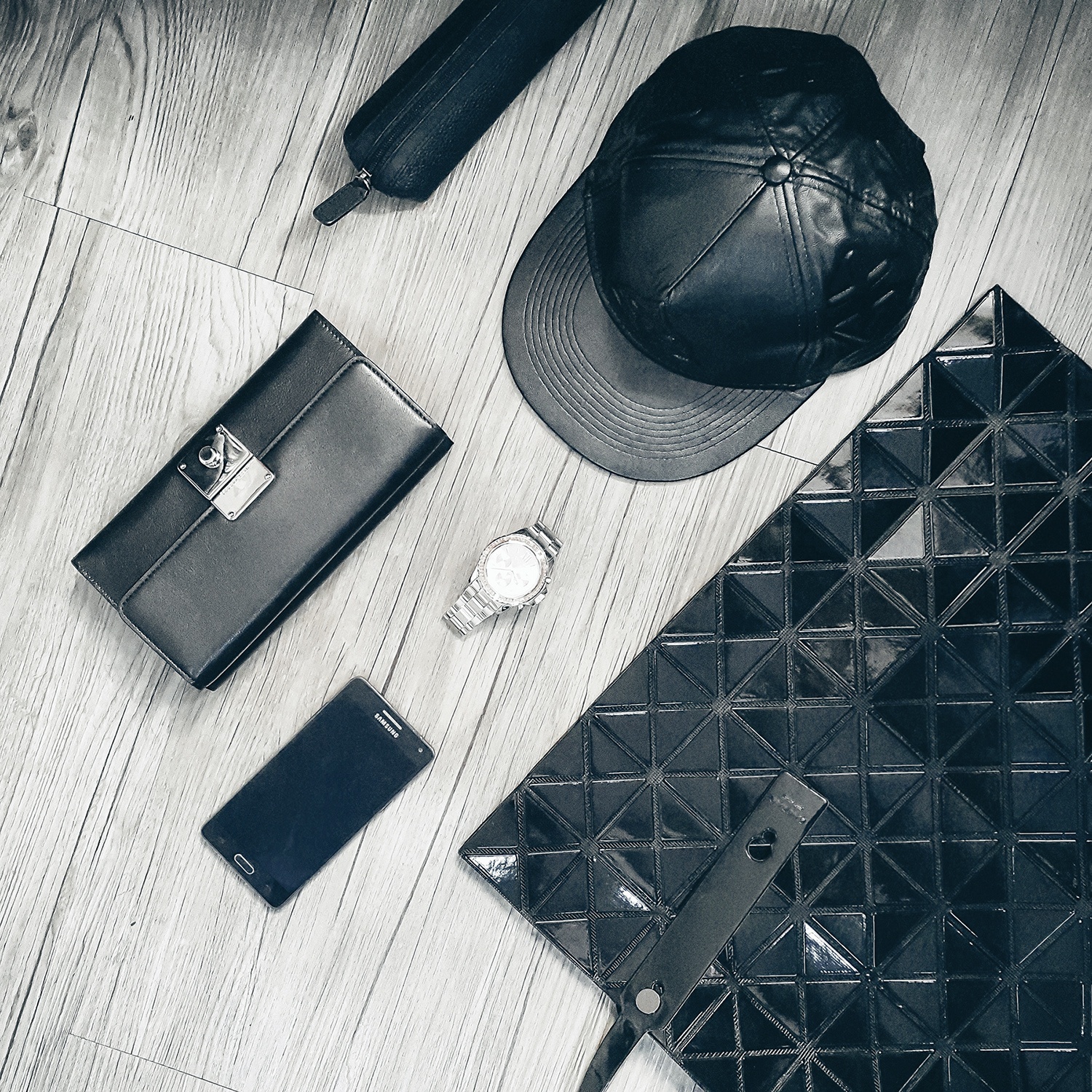 Phụ kiện là yếu tố không thể thiếu, làm nên phong cách của fashionista.