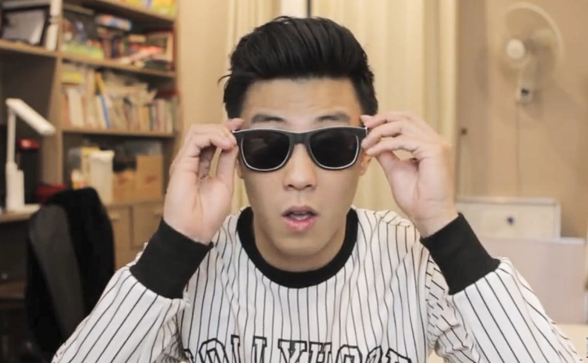 Huyme tu gieu cot minh truoc cong dong mang hinh anh