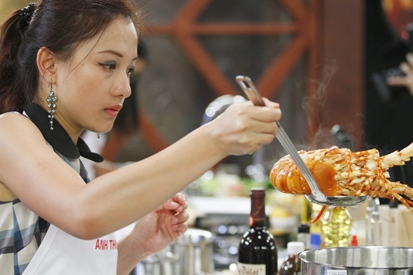 Anh Thu Master Chef: Ve chan dung bang mon an hinh anh