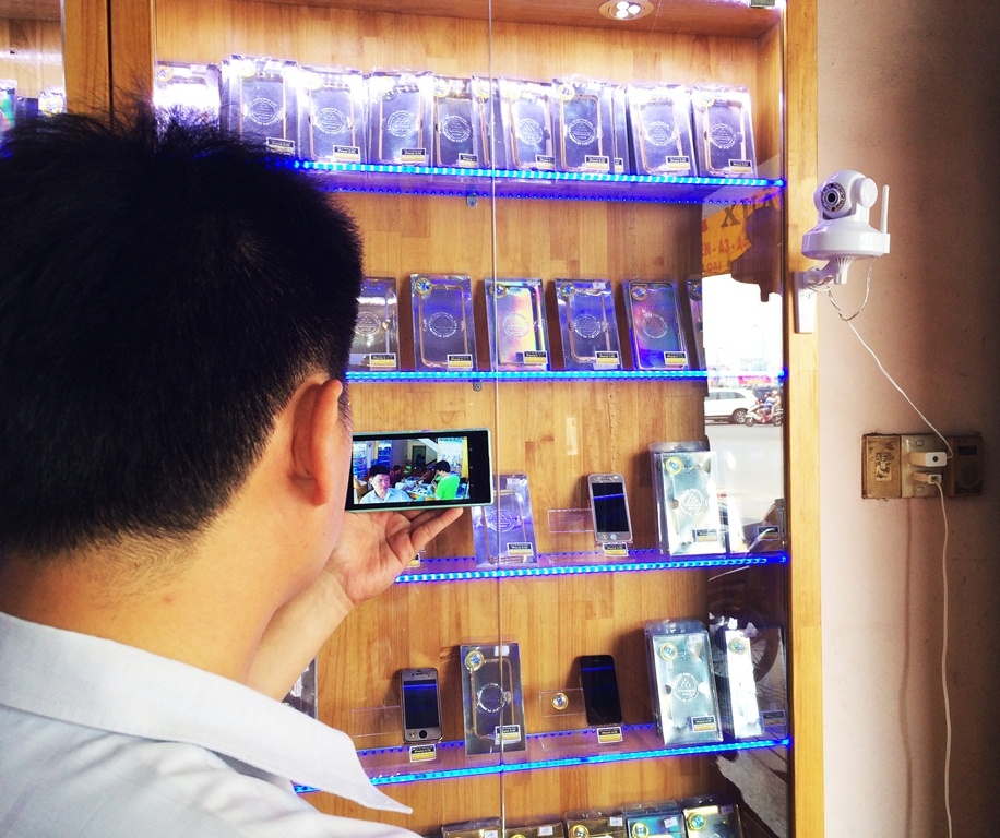 Camera IP không dây EasyN F3 176V ghi hình chuẩn HD.