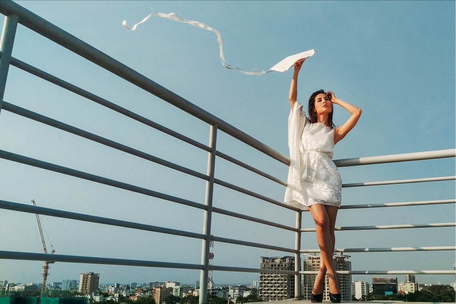 Diem My 9X khoe ve dep hut hon trong bo anh moi hinh anh