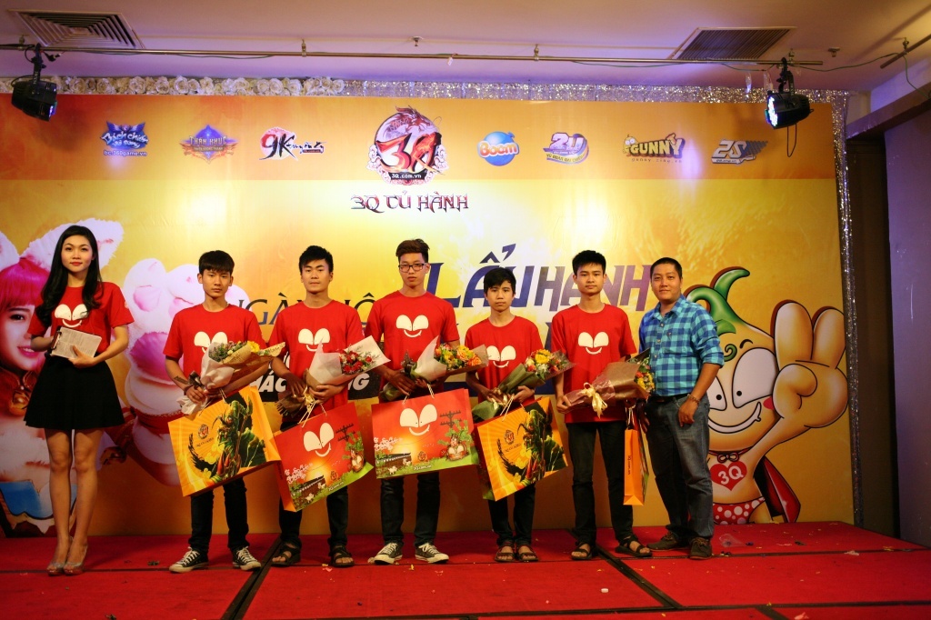 Game thu Ha Noi nghi gi ve 'Ngay hoi lau hanh'? hinh anh