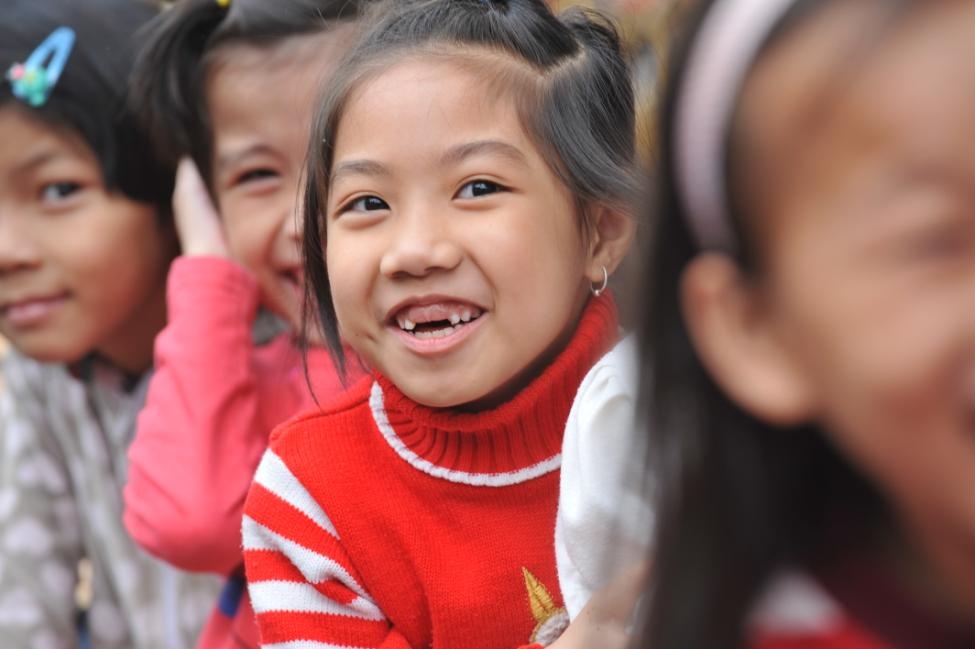 Nhiều trẻ em Việt chưa biết đánh răng đúng cách mỗi ngày hai lần.