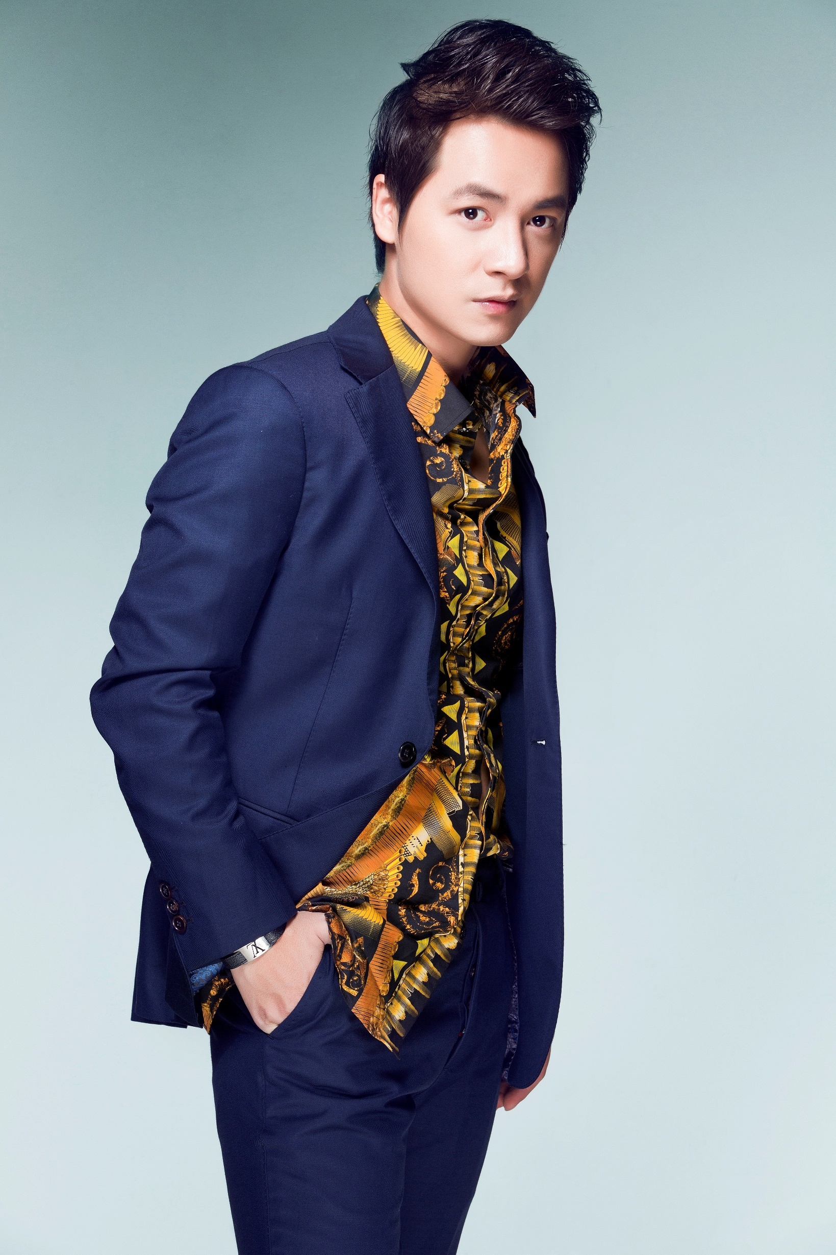 Đăng Khôi cho hay, hình ảnh một doanh nhân, nghệ sĩ phù hợp với anh ở thời điểm hiện tại.