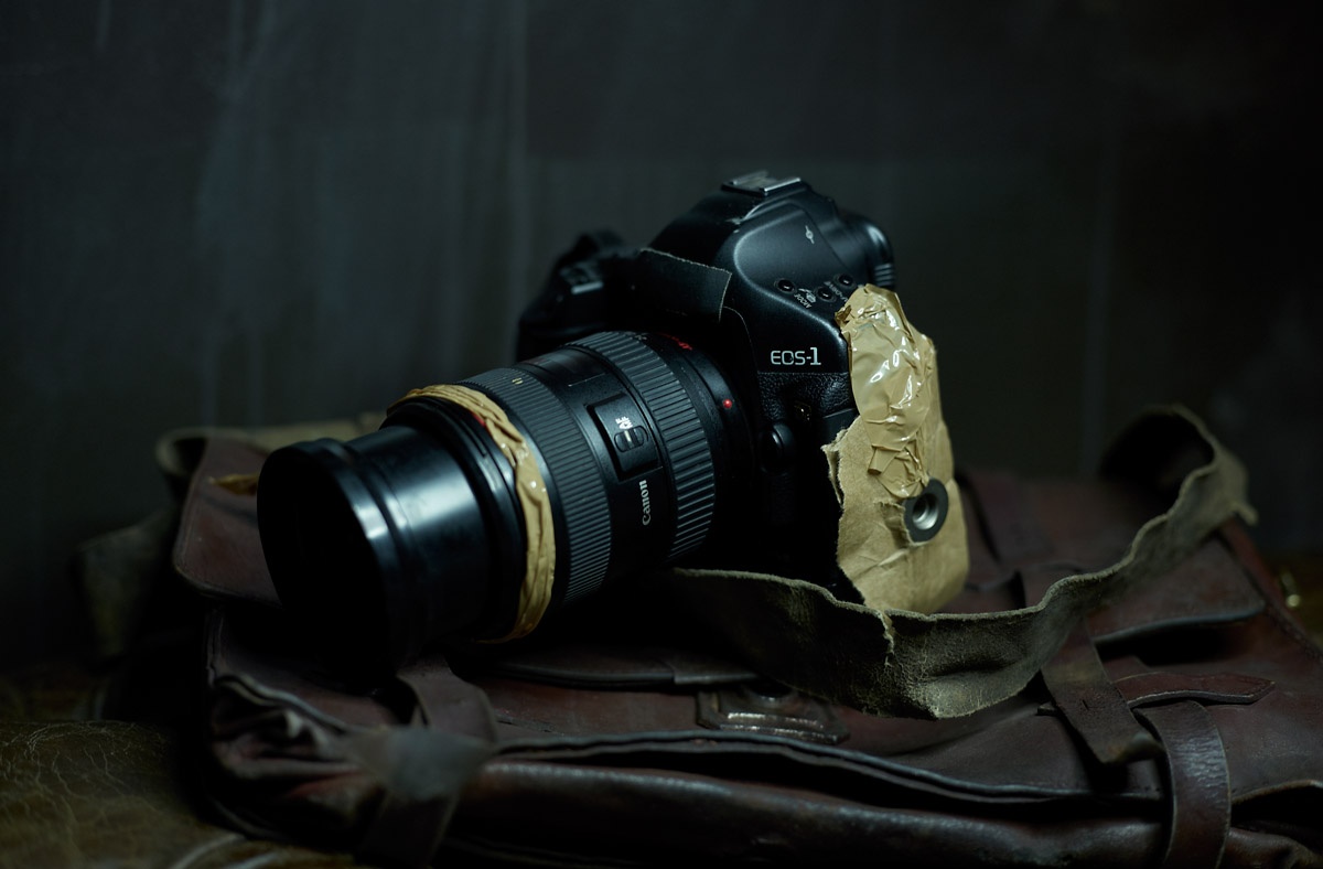 Máy ảnh và các thiết bị di động có thể chụp ảnh là những thứ không thể thiếu khi du lịch.