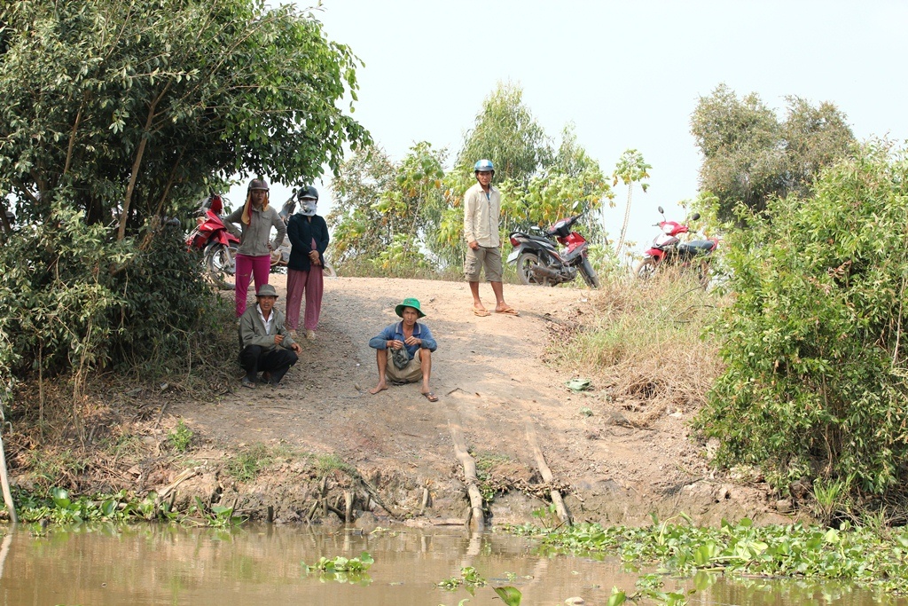 Nong dan Long An mong ngong nhung 'Nhip cau uoc mo' hinh anh