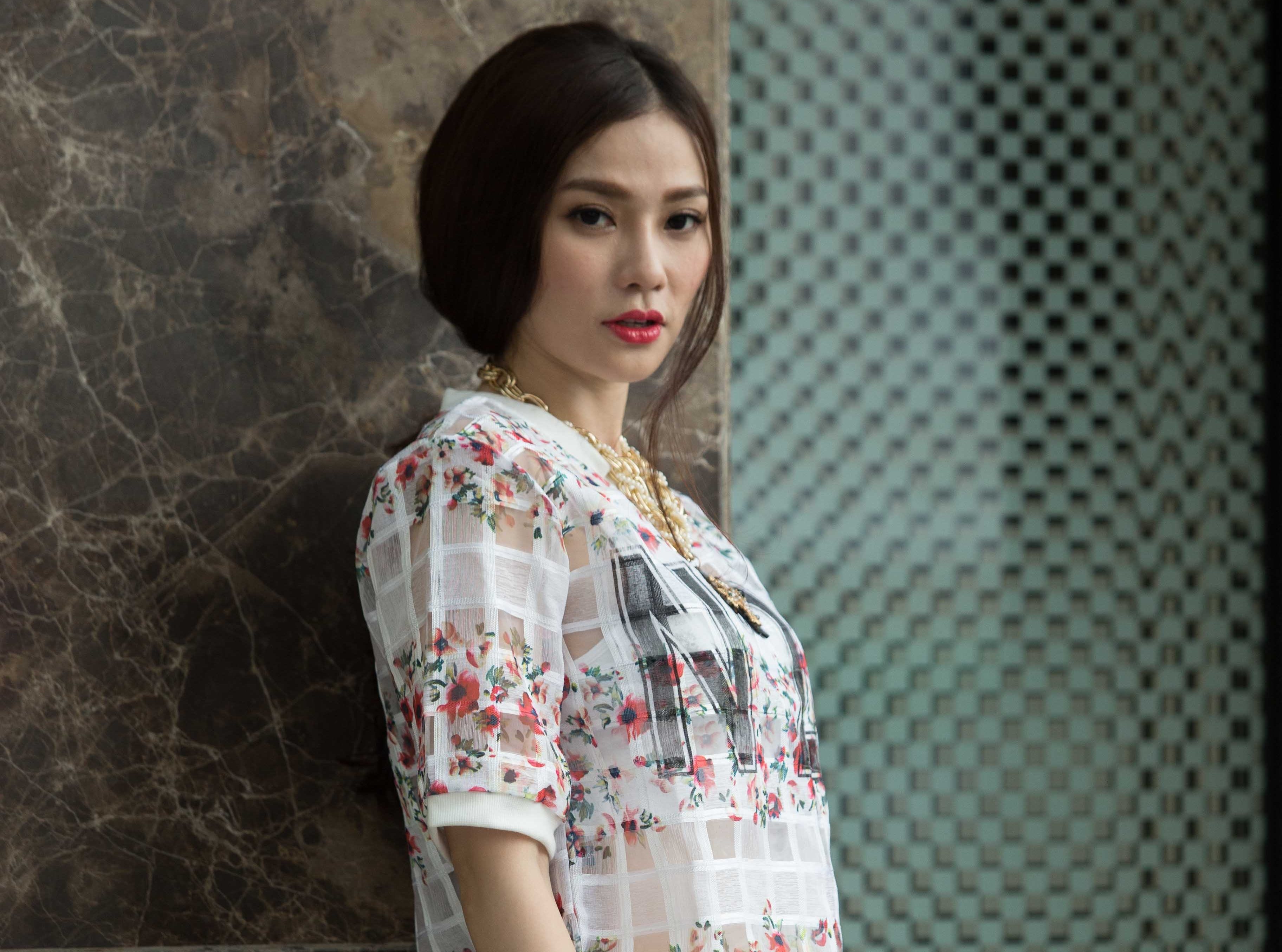 Thu Thuy trai long sau khi sinh quy tu hinh anh