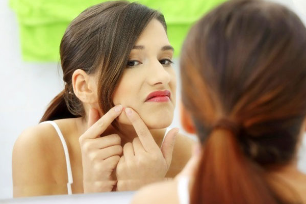 Dieu gi khien da mun tro nen toi te? hinh anh