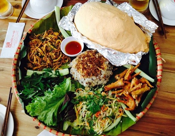 Thuong thuc met ga tuyet ngon doc la pho O Cho Dua hinh anh