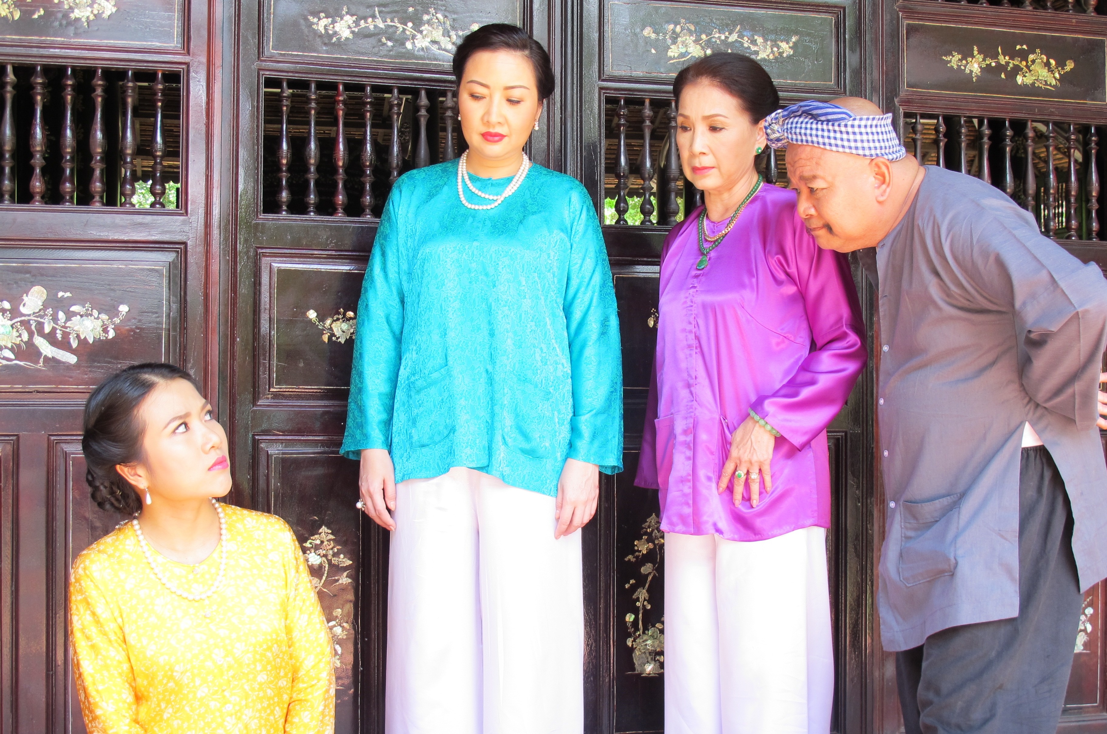 NSUT Kim Xuan an tuong voi vai phan dien phim 'Ai tran gian' hinh anh