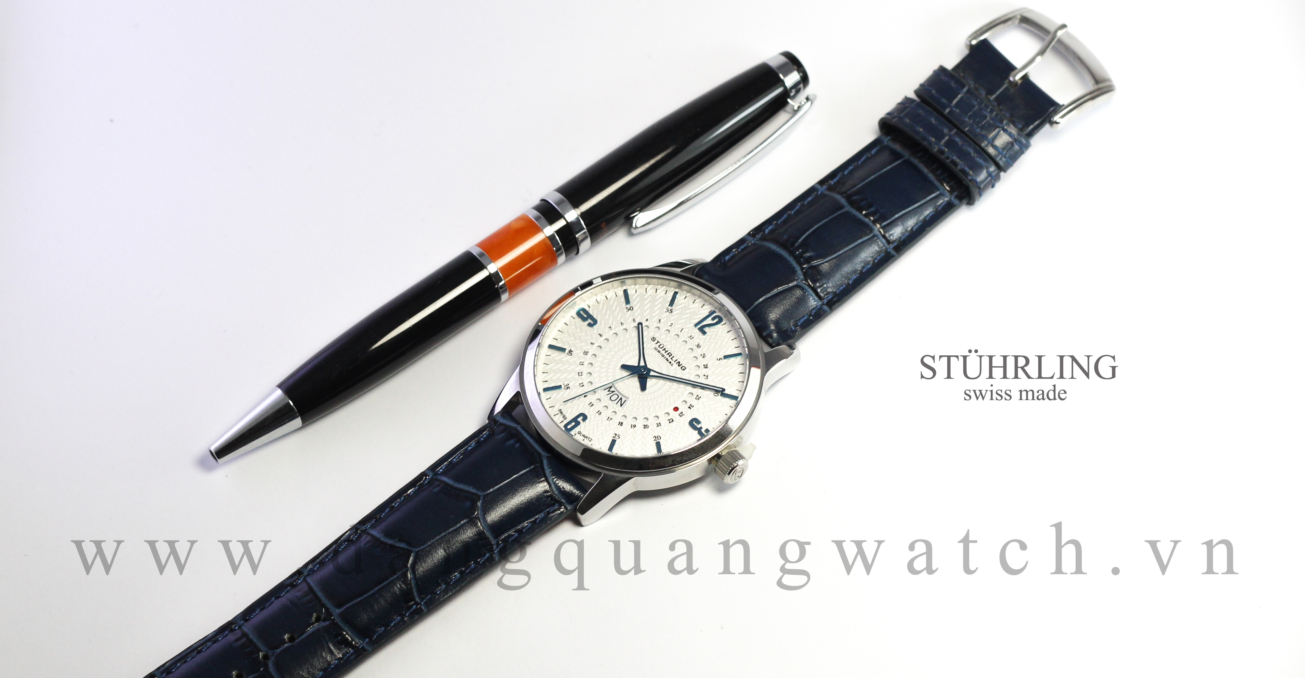 Khi đã có thiết kế, mẫu đồng hồ sẽ qua 30 khâu kiểm tra trước khi đến tay người tiêu dùng.