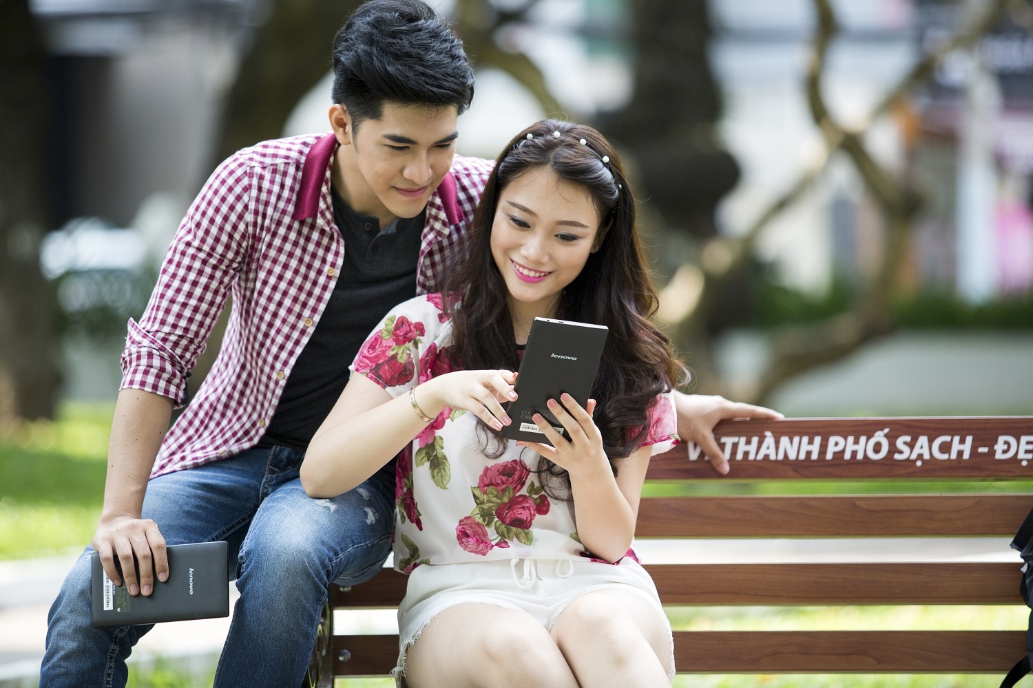 Lenovo TAB A Series: Trai nghiem giai tri tron ven hinh anh