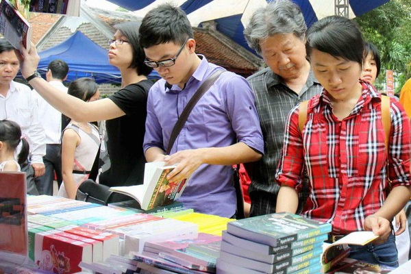 Nguoi Viet ngay cang me doc sach hinh anh