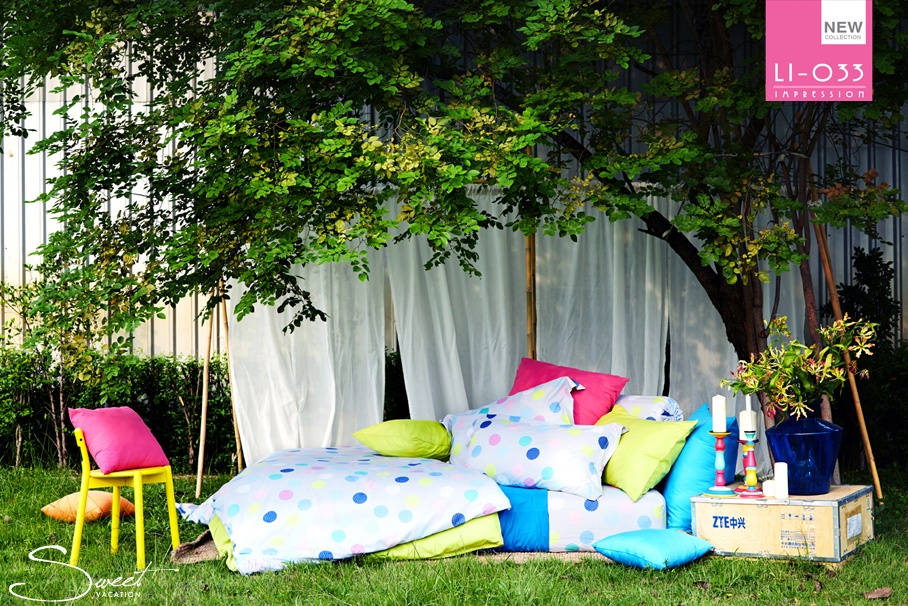 Sản phẩm trong bộ sưu tập Sweet Vacation của Lotus mang phong cách nhẹ nhàng, trang nhã.