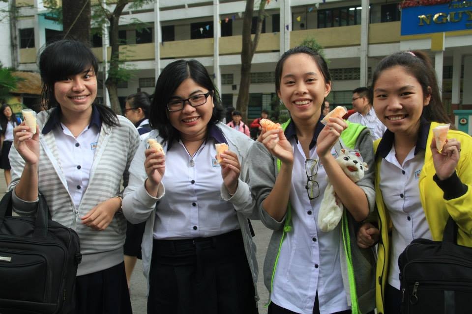 Sua chua da Wel Yo tao con sot mua he hinh anh