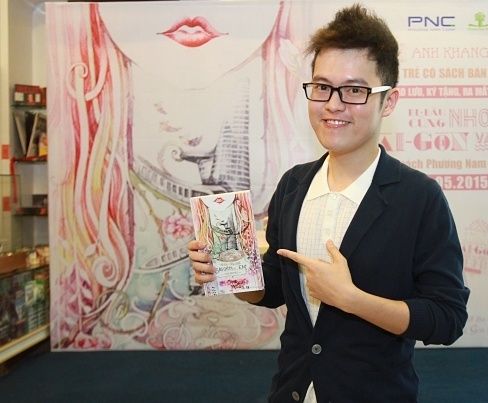 Anh Khang lap ky luc nha van tre co nhieu ban in nhat hinh anh