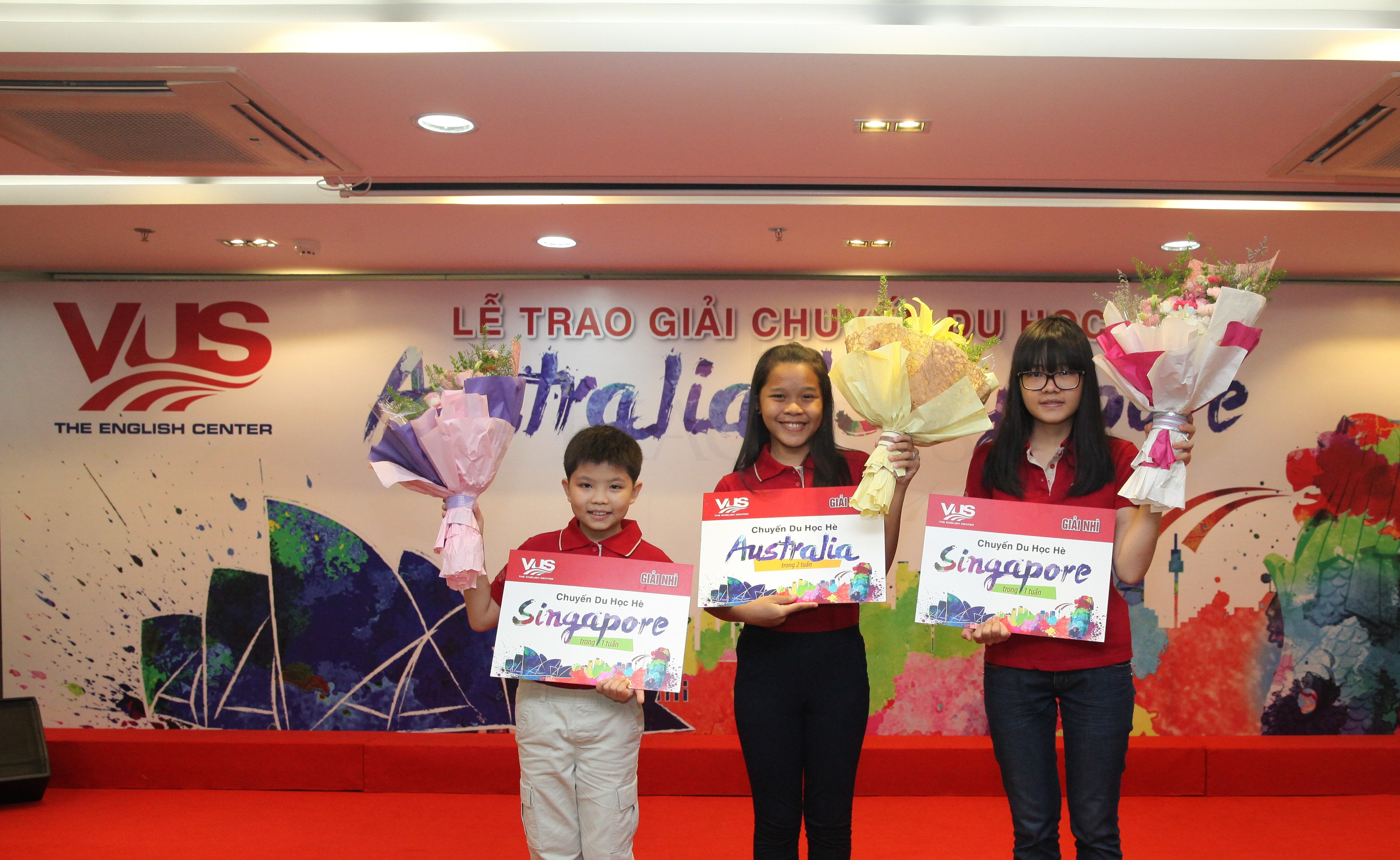 Hoc vien VUS tham gia du hoc he tai Australia va Singapore hinh anh