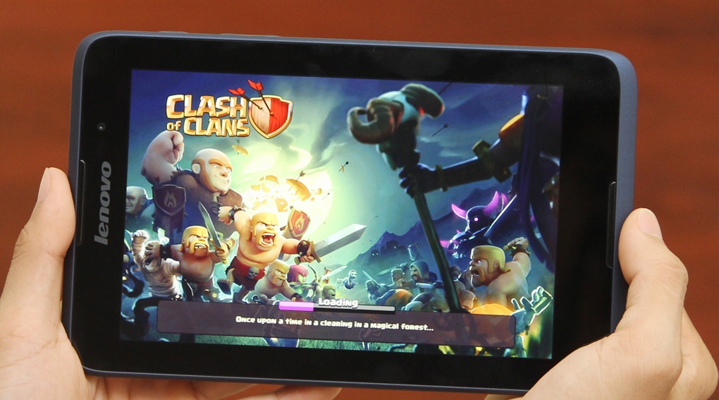 Lenovo IdeaTab A7-50 giúp chia sẻ dữ liệu mà không cần kết nối mạng.