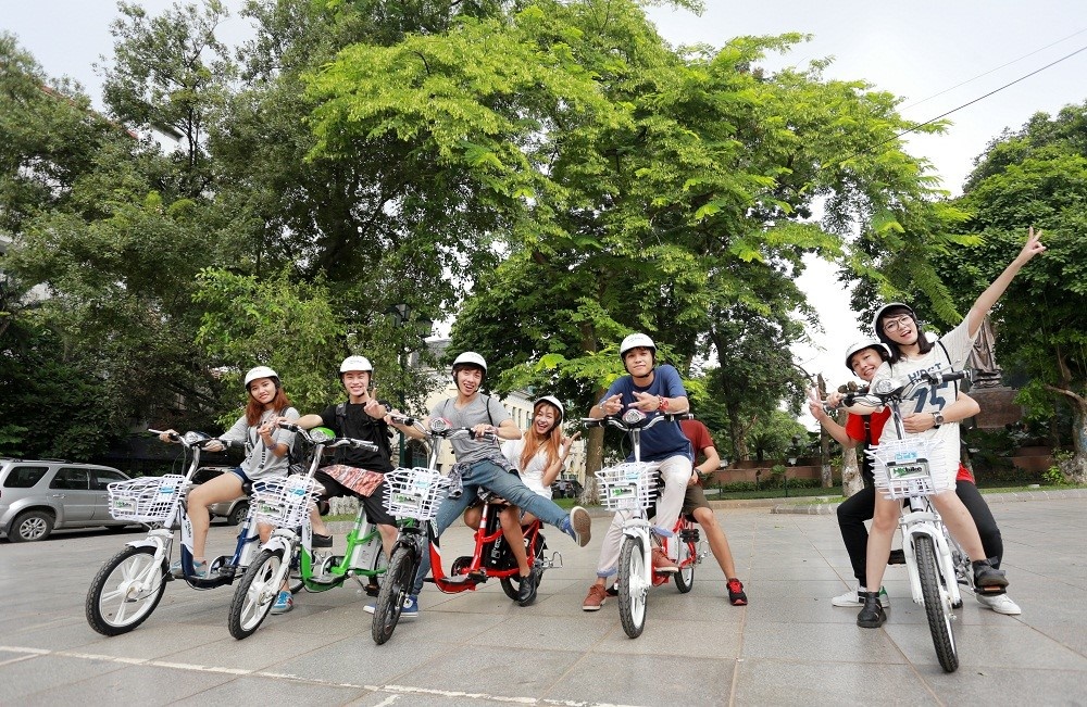 Lựa chọn chiếc xe đạp điện cũng là cách giúp con tự mình trải nghiệm mùa hè