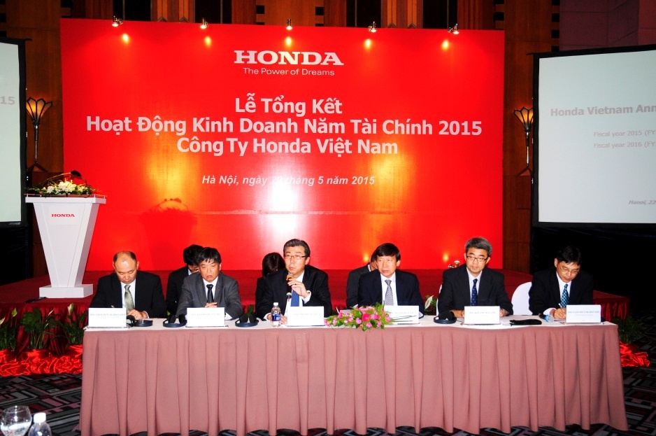 Buổi họp báo tổng kết hoạt động năm tài chính 2015 của HVN.