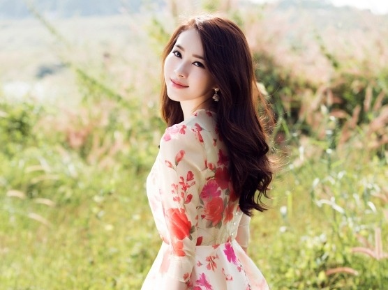 Dang Thu Thao lam giam khao Hoa khoi DB song Cuu Long hinh anh