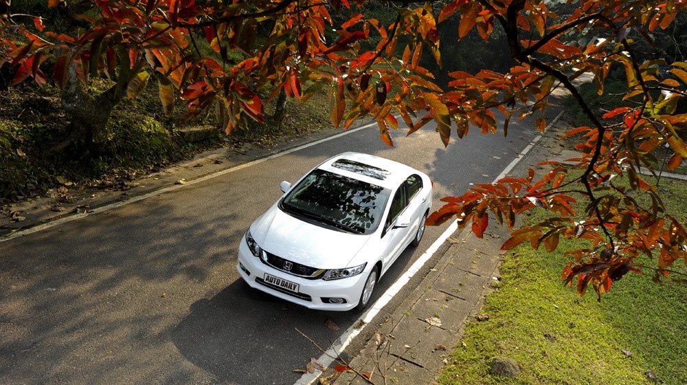 Honda Civic 2015 hoàn thiện và thân thiện với người dùng.