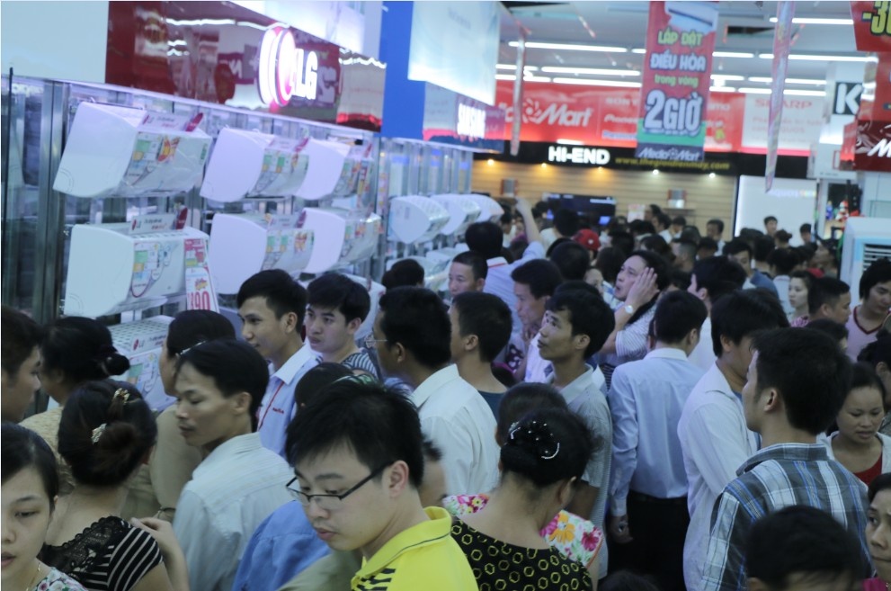 Dieu hoa chay hang, MediaMart cam ket khong tang gia hinh anh