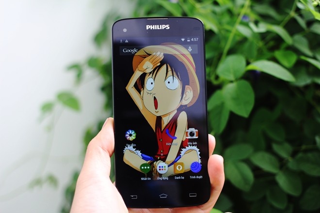Philips I908: Smartphone tam trung cau hinh tot hinh anh