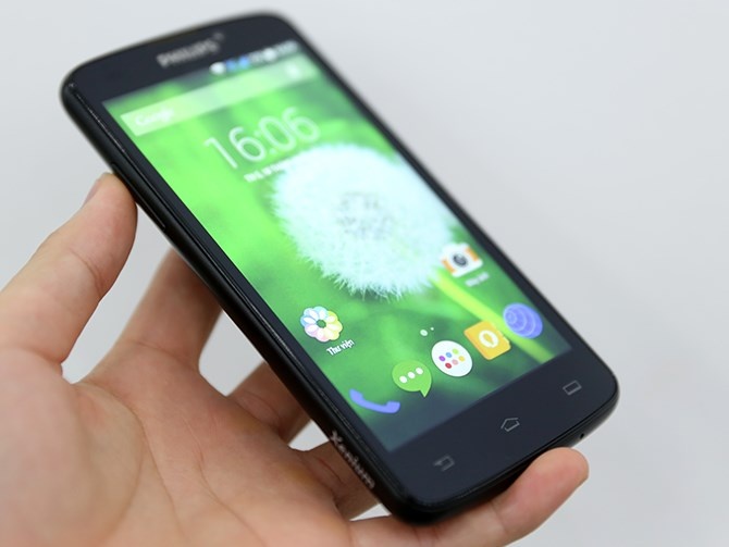 Philips V387 thuộc phân khúc smartphone tầm trung.