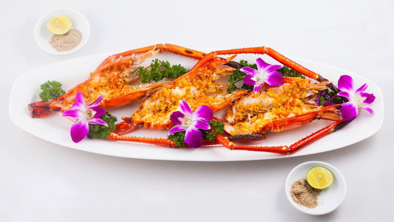 Thuong thuc hai san quy hiem, tuoi ngon ngay giua Sai thanh hinh anh