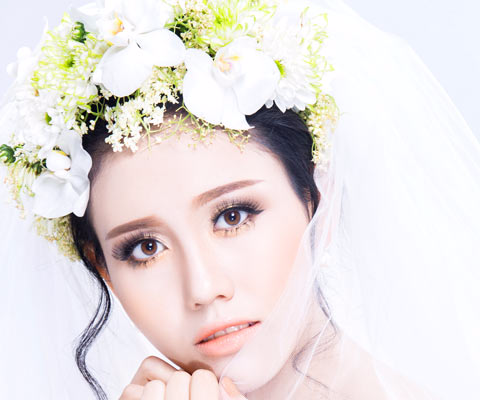 Bi quyet trang diem mau cam nude danh cho co dau hinh anh