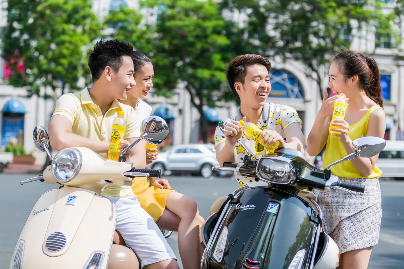 Vitamin C khiến bạn khỏe khoắn, tươi vui suốt chuyến đi.