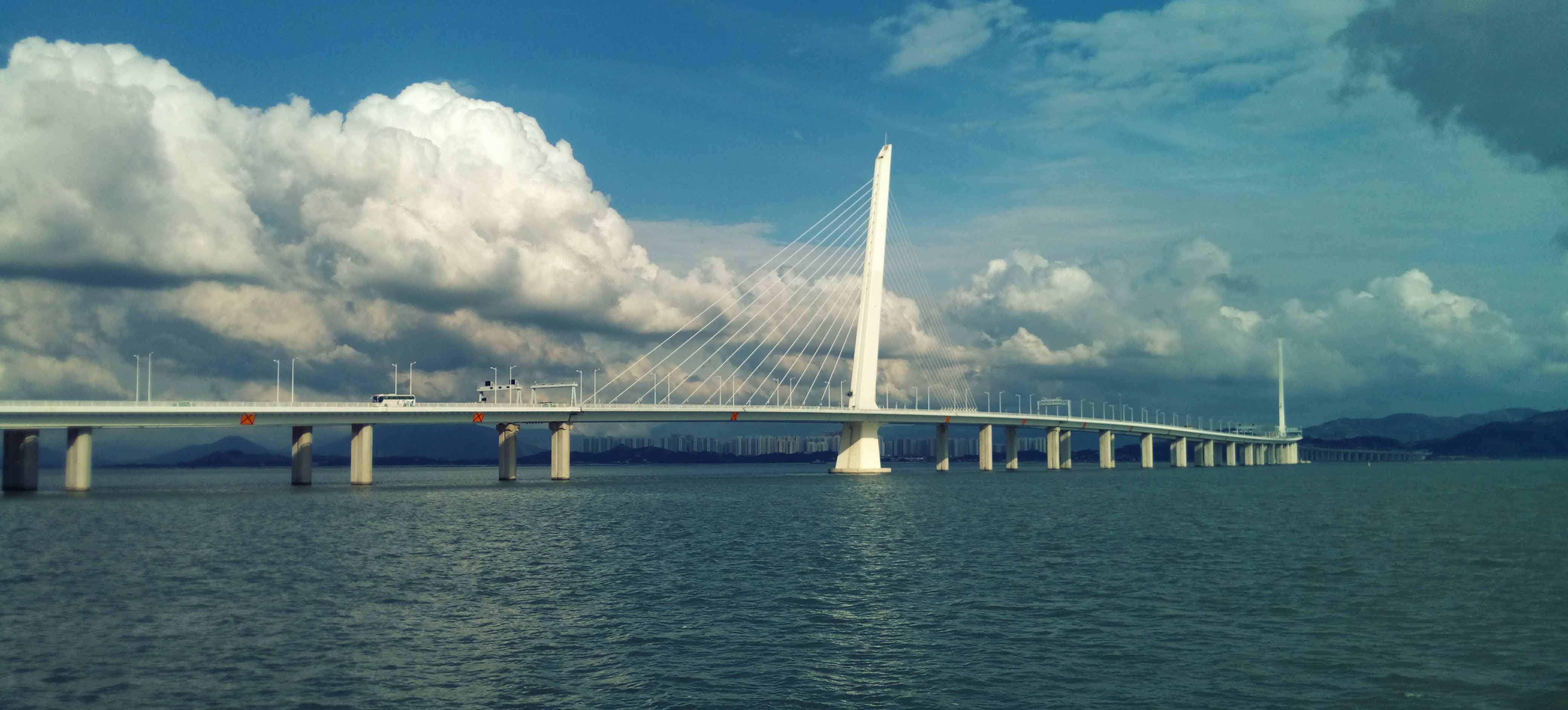 Camera góc rộng giúp bắt trọn từng khung cảnh