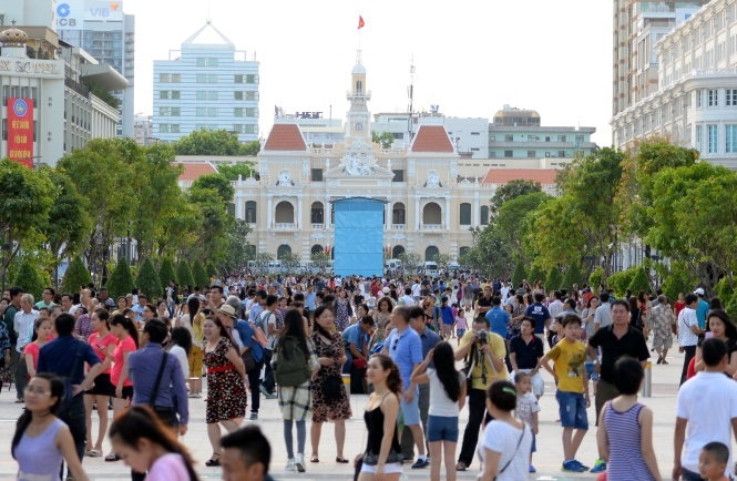 Tận hưởng mùa hè ngay trong thành phố của bạn là một ý tưởng không tồi. Những khoảnh khắc trên con phố cổ hay khu phố hiện đại… sẽ giúp bạn có những phát hiện thú vị về nơi mình sinh sống.