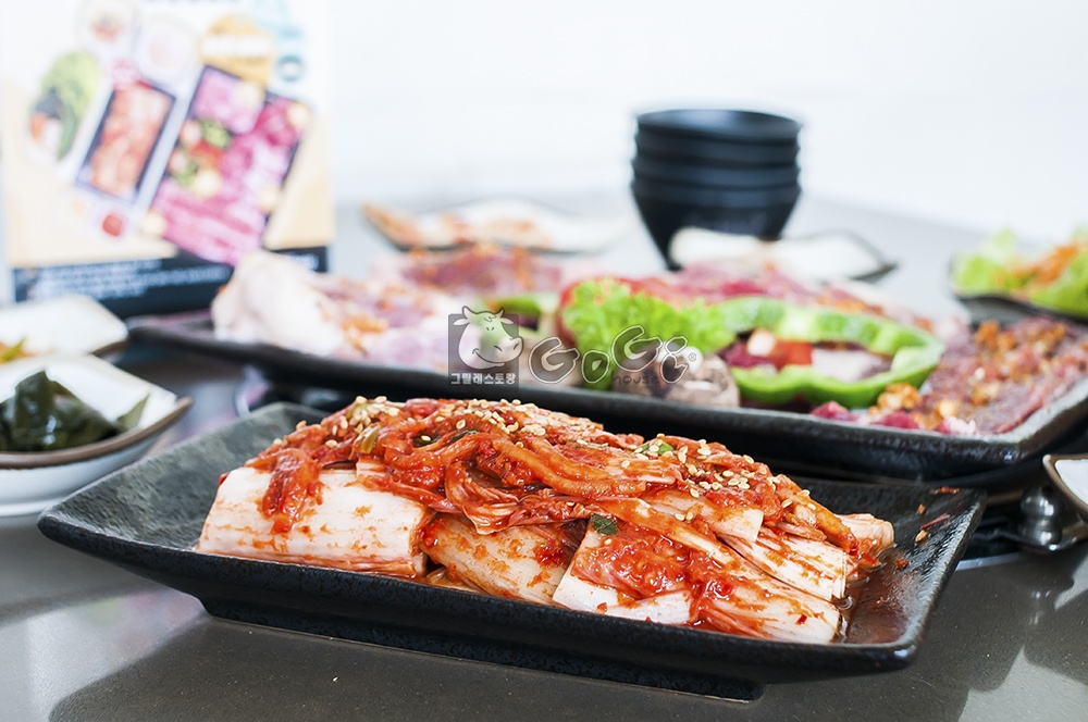 Thuong thuc kim chi - thit nuong ngon dung dieu hinh anh