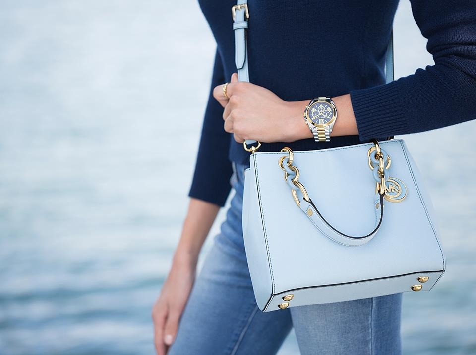 Bạn có thể tìm thấy những mẫu đồng hồ thời trang nhất cho mùa hè này trong BST của thương hiệu nổi tiếng Michael Kors.