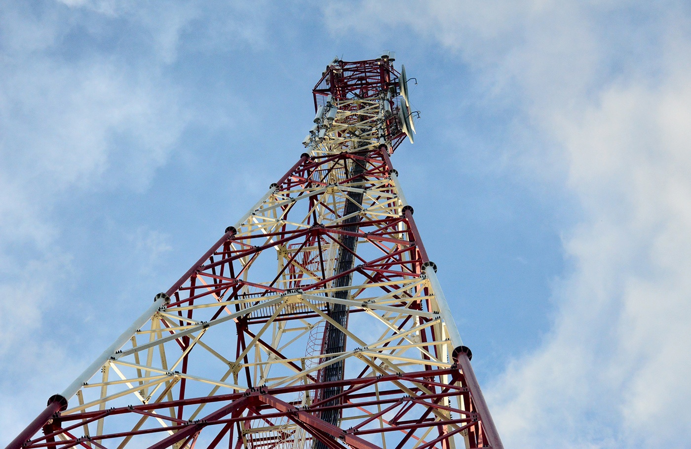 Tram phat song 3G doc dao tai Viet Nam hinh anh