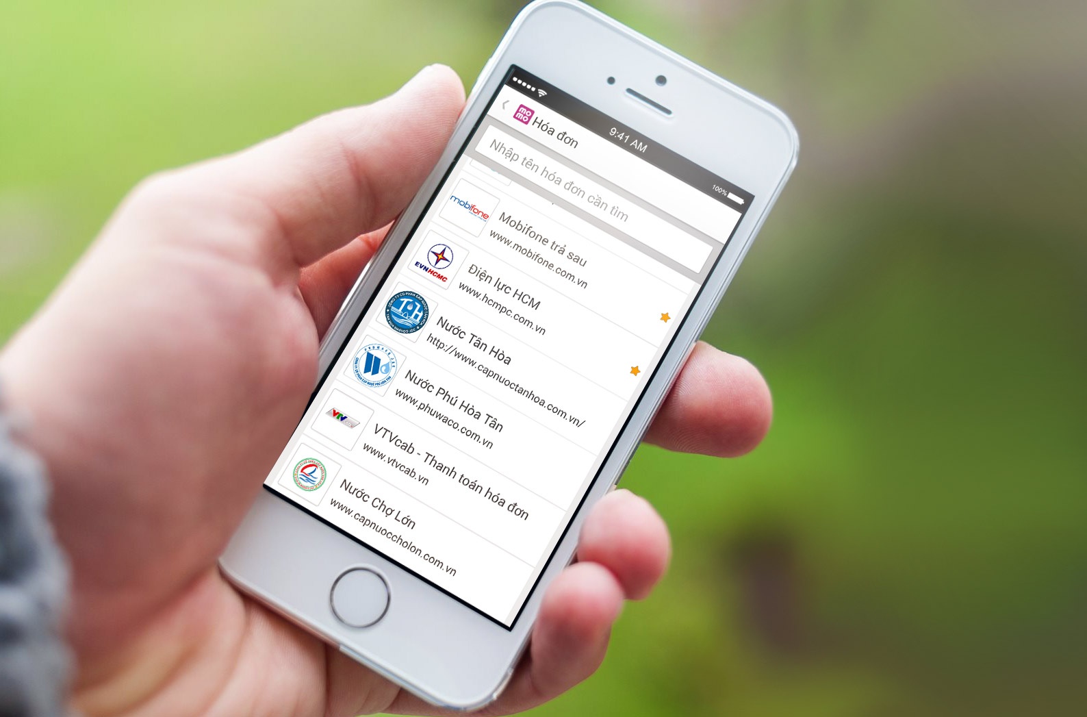 MoMo: Ung dung huu ich cho ba noi tro hinh anh