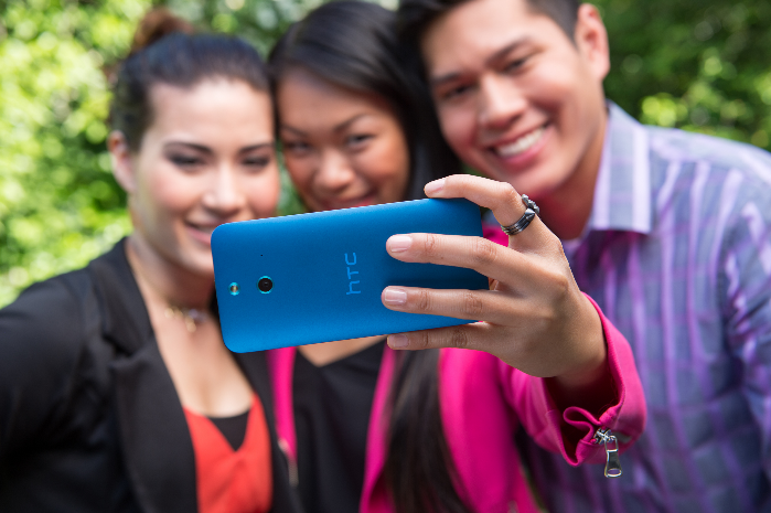 HTC One E8 có camera trước 5 megapixel và camera sau 13 megapixel, cho chất lượng hình ảnh đẹp.