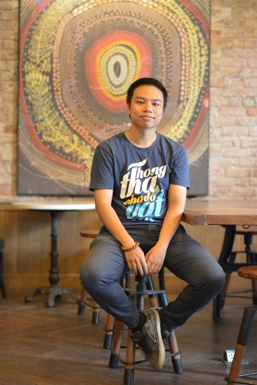 Nguyễn Quang Huy - tác giả của loạt tranh vẽ kết hợp đồ vật ngộ nghĩnh, thu hút cộng đồng mạng.