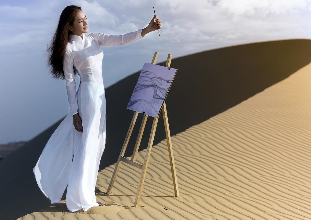   Bằng những cách thể hiện khác nhau, các nhà thiết kế đã truyền đi thông điệp yêu thiên nhiên thật nhẹ nhàng nhưng không kém phần tinh tế.  