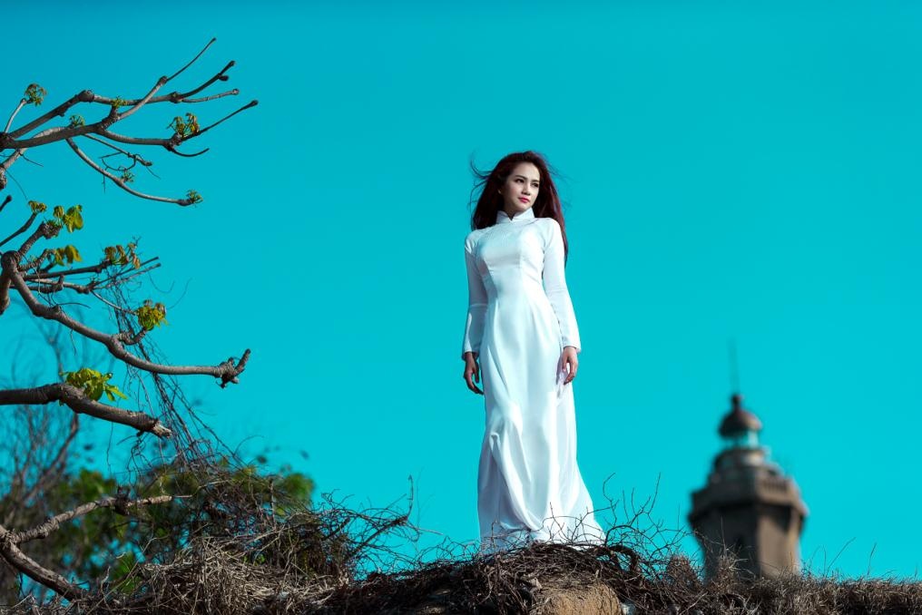 Cam hung thien nhien trong BST ao dai nu sinh moi cua Lencii hinh anh