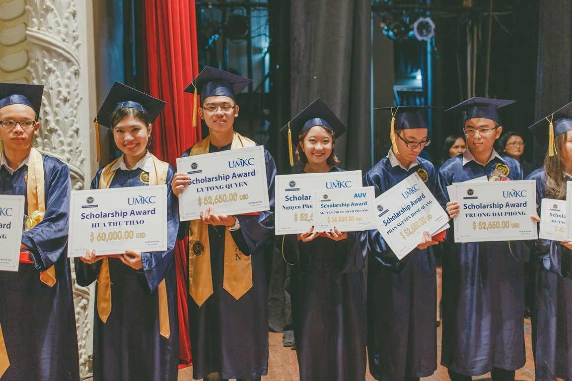 Chuong trinh tuyen sinh kep: Hoc sinh THPT co the lay 2 bang hinh anh