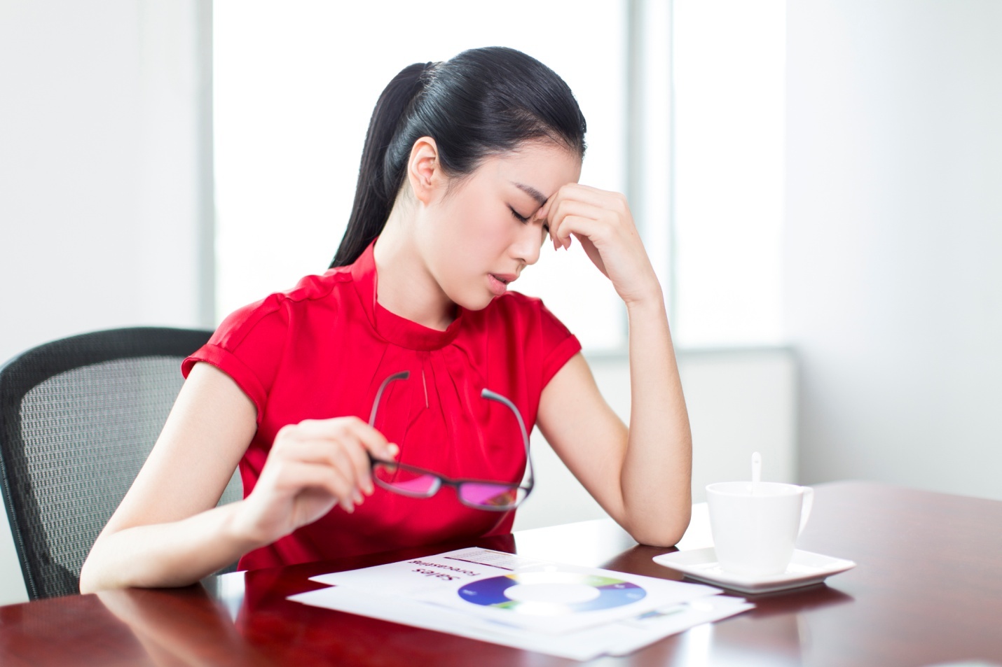 Bữa phụ là cách nạp năng lượng hiệu quả cho dân văn phòng vào buổi chiều mệt mỏi.