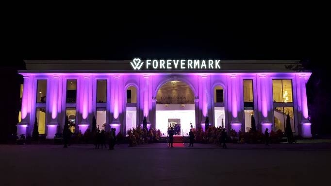Forevermark uu dai tiec cuoi he 30 trieu dong hinh anh