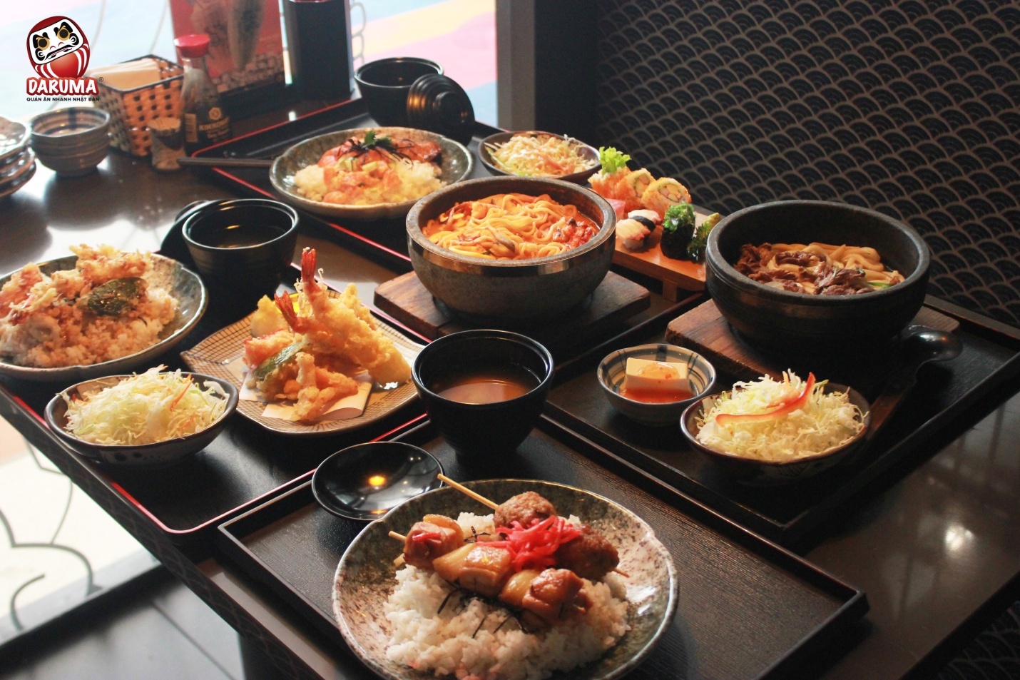 Quan an nhanh Nhat Ban Daruma hut gioi tre hinh anh