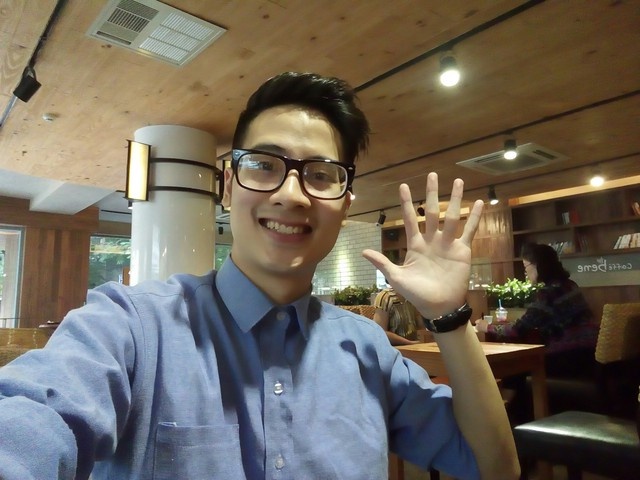 Kha Ngan, JVevermind me man trao luu selfie 50 sac thai hinh anh