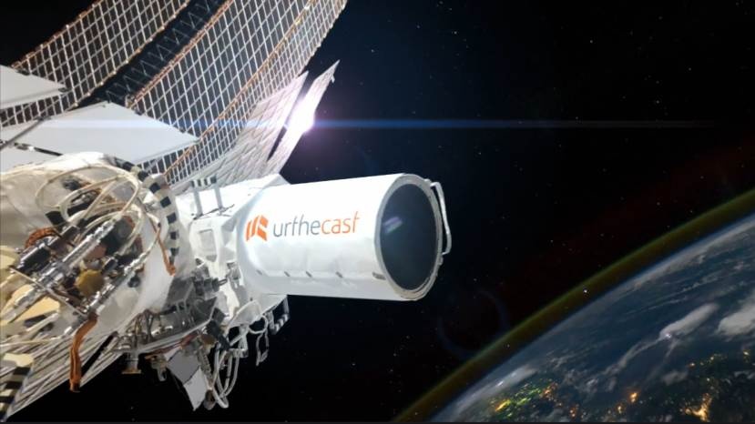 MV quay từ Trạm không gian quốc tế (ISS) là sản phẩm hợp tác giữa Usher và Pepsi.